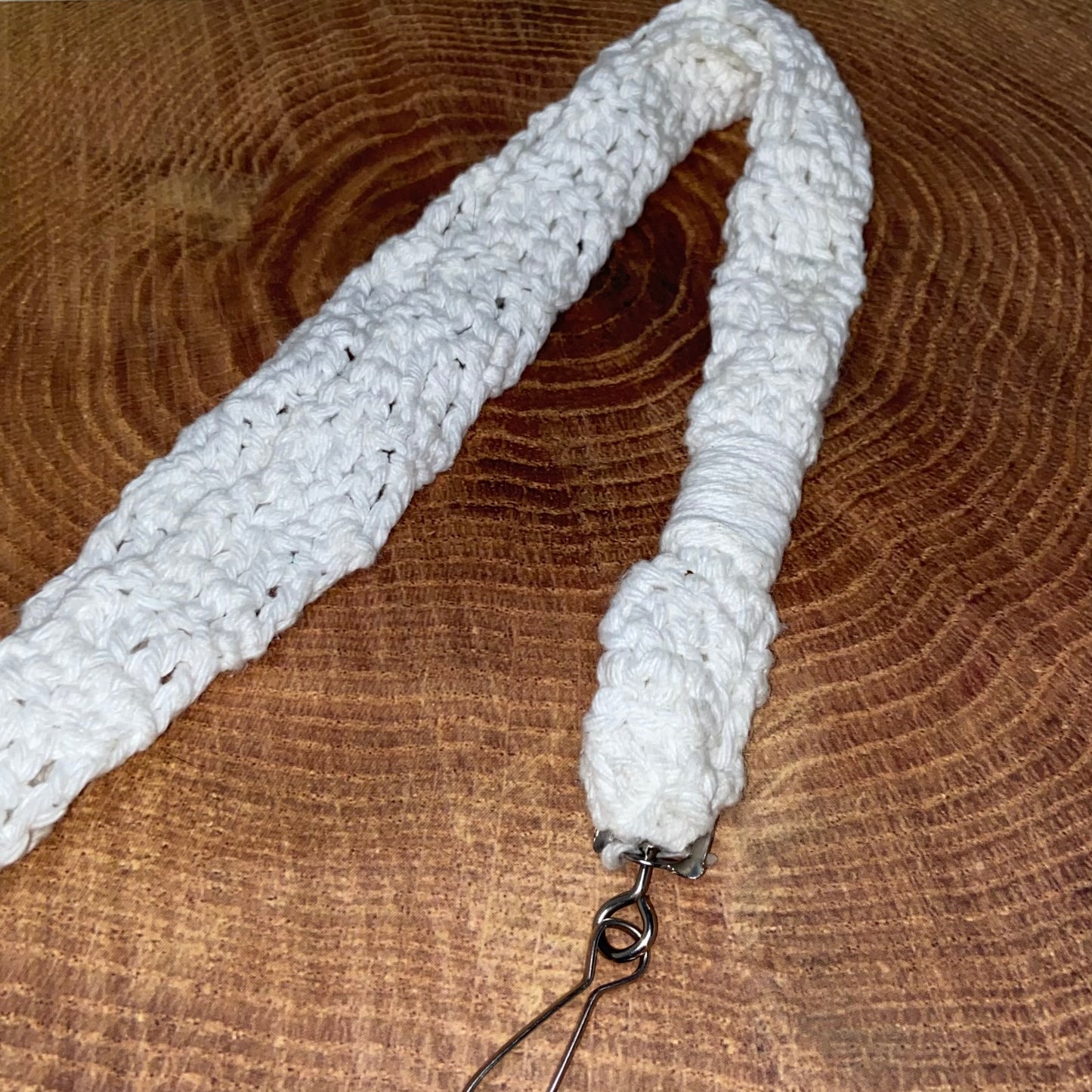 Simple White Lanyard